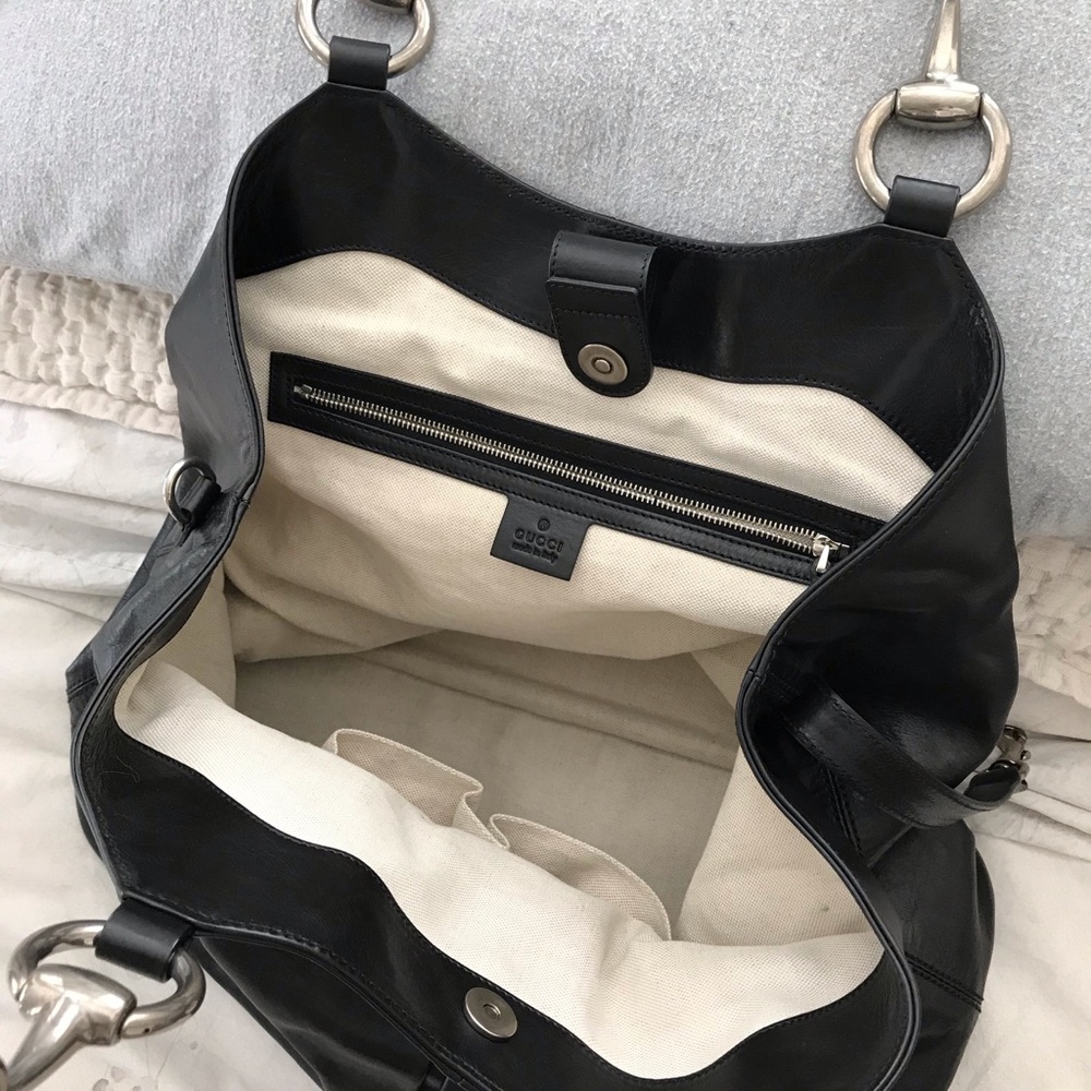 Mint Condition Authentic Black Leather Gucci Purse - image 3